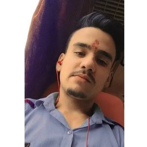 Meet your Posher, Ayush